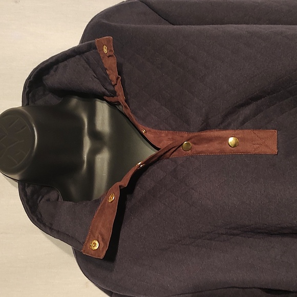 Women's dark blue top with brown faux suede by 'Top it off'. Size L/XL - Picture 4 of 8